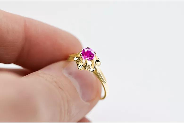 Vintage style Ring Amethyst 14K Yellow gold vrc004y